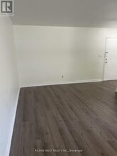 2365 Marine Dr in Oakville, ON - Building Photo - Building Photo