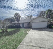 12611 Meadson Rd in Pensacola, FL - Building Photo
