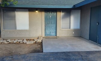 7117 Murray Ln, Unit A in Yucca Valley, CA - Building Photo