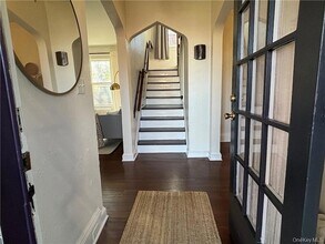 194 N Midland Ave in Nyack, NY - Foto de edificio - Building Photo