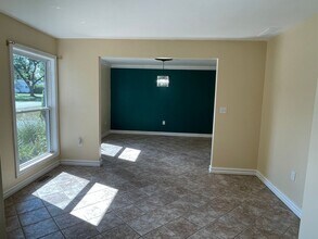 8981 Devon Dr in Shelby Township, MI - Foto de edificio - Building Photo