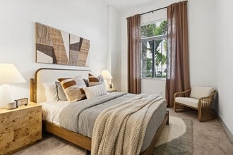 Treo Apartments in Fort Lauderdale, FL - Building Photo - Building Photo