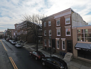 869 Hollins St in Baltimore, MD - Building Photo - Building Photo