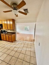 280 Markham Ave in Vacaville, CA - Building Photo - Building Photo