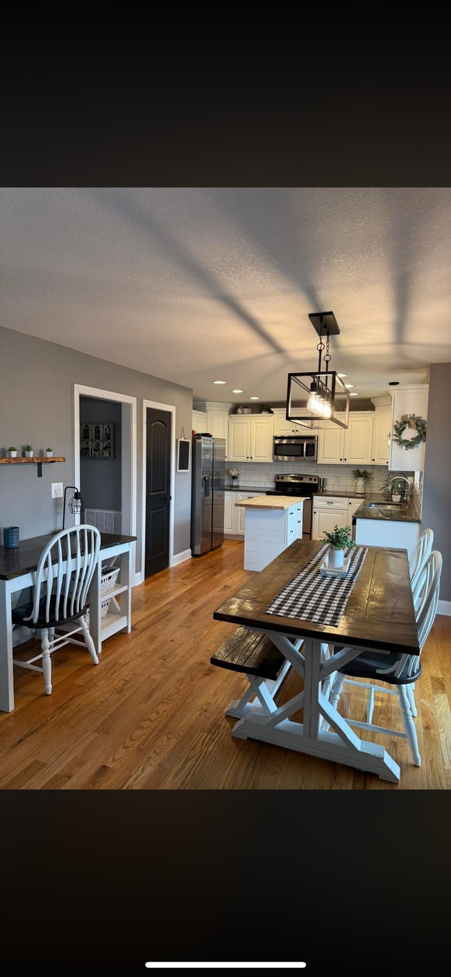 812 Carousel Ct in Clarksville, TN - Building Photo - Building Photo