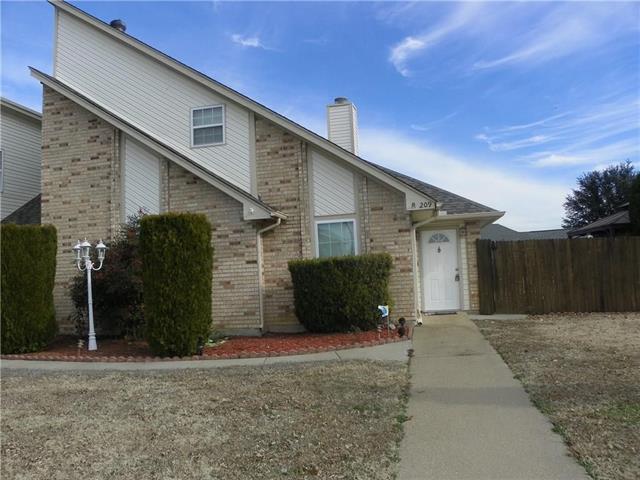 209 Overleaf Dr in Keller, TX - Building Photo - Building Photo