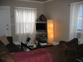 1818 Santa Ynez St in Los Angeles, CA - Building Photo - Building Photo