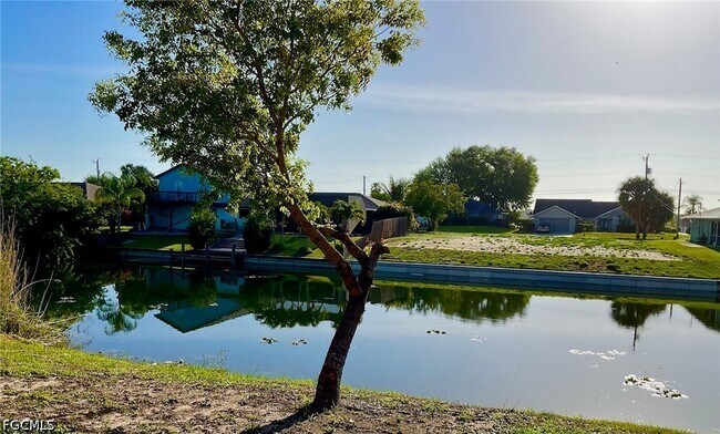 205 Cultural Park Blvd in Cape Coral, FL - Building Photo - Building Photo