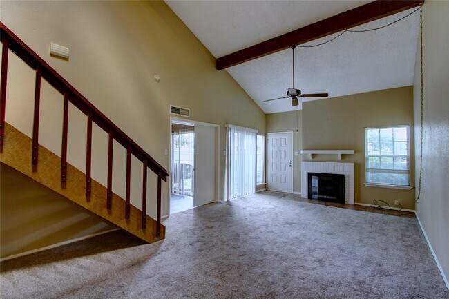 12220 Copper Tree Pvt Ln