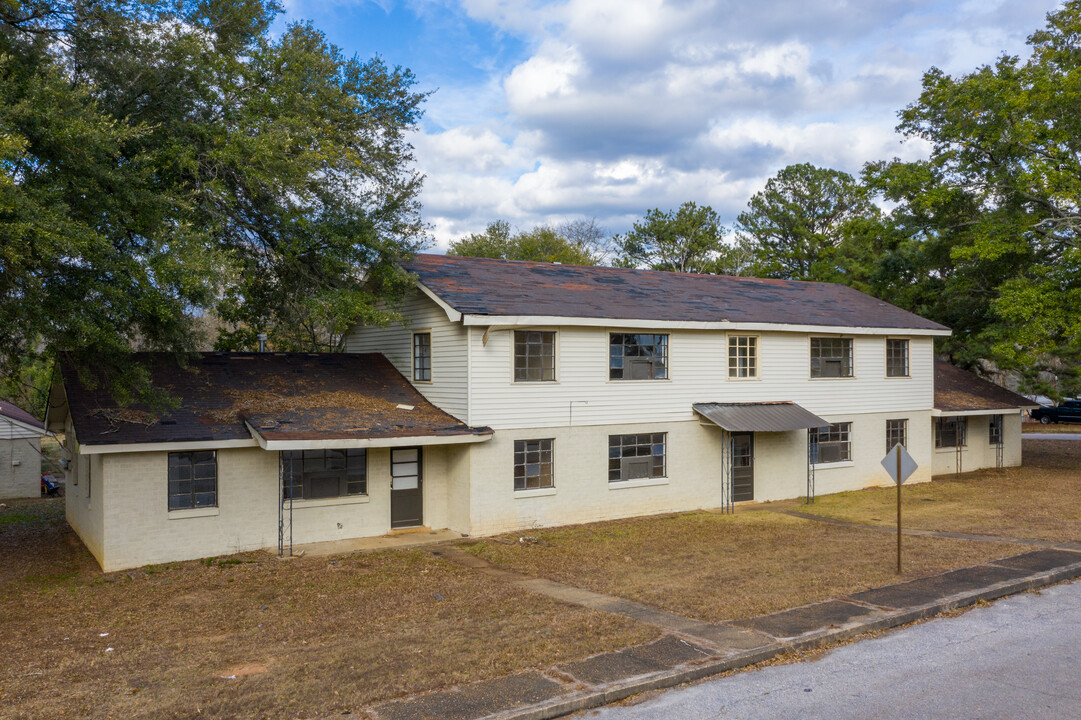 Hawthorne Apartments in Phenix City, AL - Building Photo