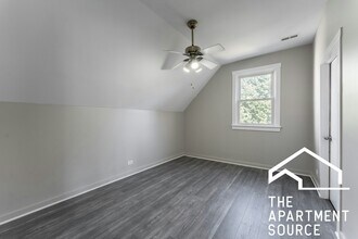 2834 W Dickens Ave in Chicago, IL - Building Photo - Building Photo