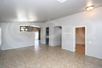 5406 W Ian Dr in Phoenix, AZ - Foto de edificio - Building Photo