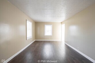 4565 Brookville Rd in Indianapolis, IN - Building Photo - Building Photo
