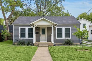 1002 Ellingson Ln in Austin, TX - Building Photo