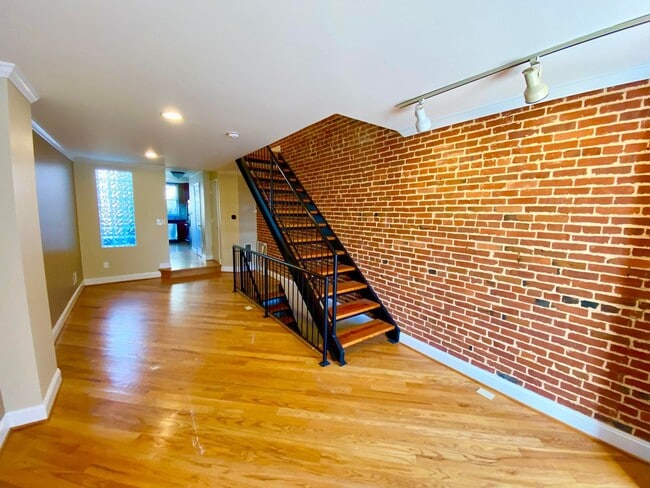 407 S Madeira St in Baltimore, MD - Building Photo - Building Photo