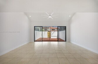13371 SW 90th Terrace in Miami, FL - Building Photo - Building Photo