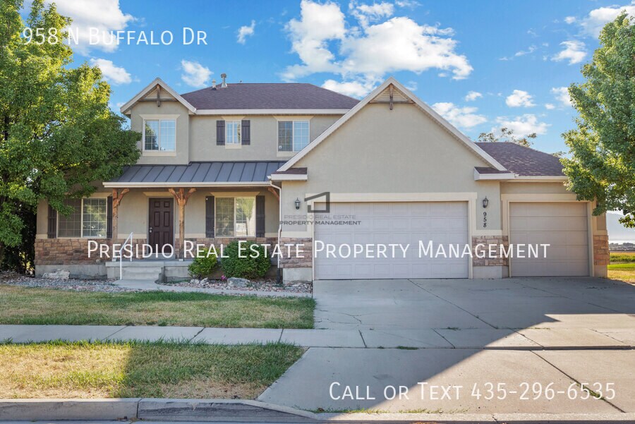 958 N Buffalo Dr in Saratoga Springs, UT - Foto de edificio