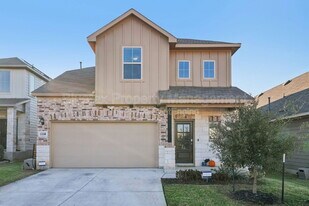 13218 Chanute Field Dr in San Antonio, TX - Building Photo