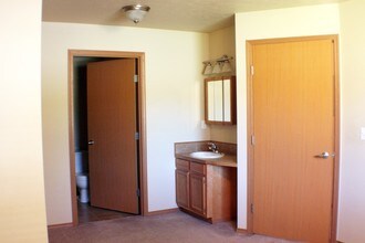 13418 E Skyview Ave in Spokane Valley, WA - Foto de edificio - Interior Photo