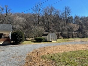 25368 Virgil H Goode Hwy in Boones Mill, VA - Building Photo - Building Photo
