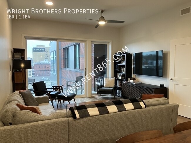 333 W Depot Ave in Knoxville, TN - Building Photo - Building Photo