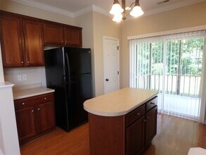 101 Marino Pl in Clayton, NC - Building Photo - Building Photo
