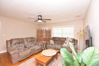 3133 S Polk Ave in Lakeland, FL - Foto de edificio - Building Photo