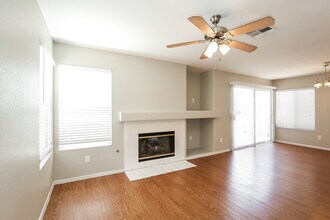1645 Splinter Rock Way in North Las Vegas, NV - Building Photo - Building Photo