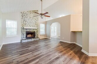 1216 Gallatin Ct in Hampton, GA - Building Photo - Building Photo