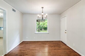 9831 Mercer Dr in Dallas, TX - Building Photo - Building Photo