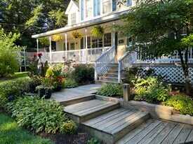 1-3 Mi From Mt in West Dover, VT - Building Photo