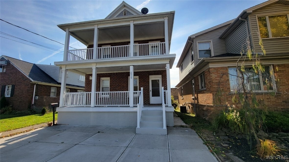 2019 Walnut Ave in Niagara Falls, NY - Building Photo
