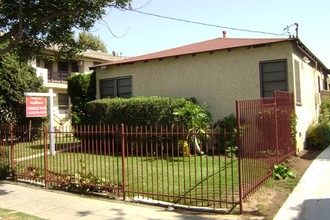 Delaware St. Apartments in Santa Monica, CA - Building Photo - Building Photo