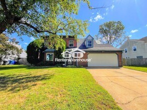 1632 Castlefield Rd in Virginia Beach, VA - Foto de edificio - Building Photo