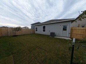 9430 Platte Pl in San Antonio, TX - Building Photo - Building Photo