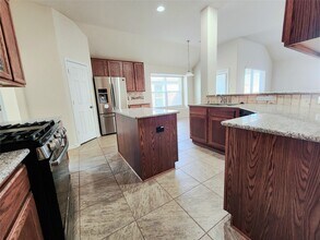 5427 Seabird St in Baytown, TX - Building Photo - Building Photo