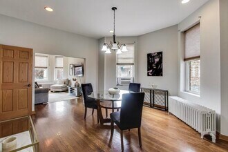 2720 W Polk St in Chicago, IL - Building Photo - Building Photo