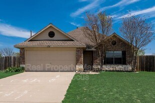 121 Price Cir in Frisco, TX - Building Photo