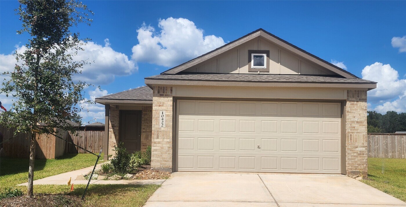 10422 Cloud Nine Ct in Conroe, TX - Foto de edificio