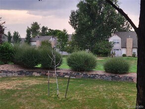 2260 S Vaughn Way in Aurora, CO - Building Photo - Building Photo
