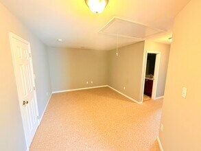 850 Parkland Pl in Glen Allen, VA - Building Photo - Building Photo