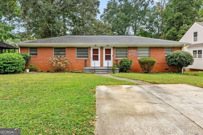 property at 606 Sycamore Dr