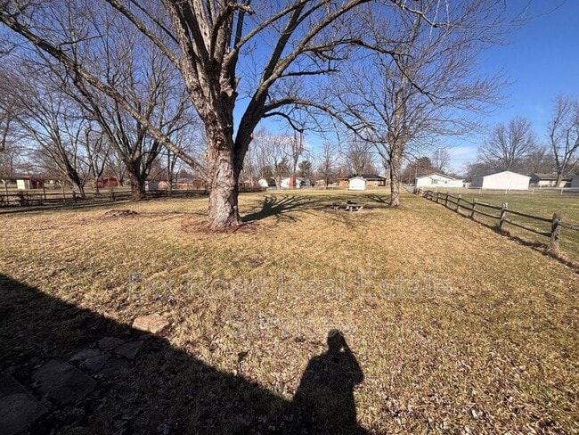 4828 Betsy Dr in Franklin, OH - Building Photo - Building Photo