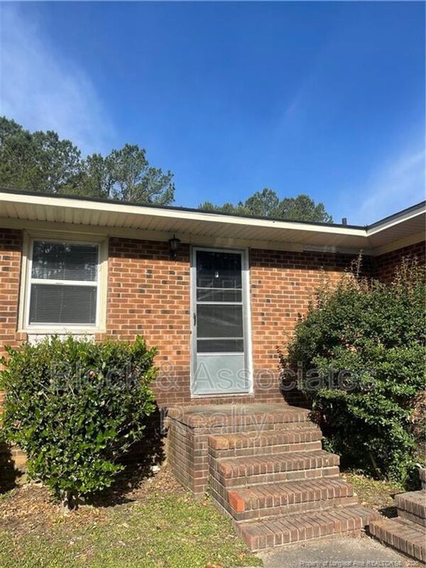 property at 4959 Fieldcrest Dr