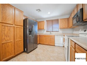 3715 W Darrow St in Phoenix, AZ - Building Photo - Building Photo