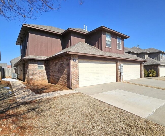 2173 Buena Vida Ln in Edmond, OK - Building Photo - Building Photo