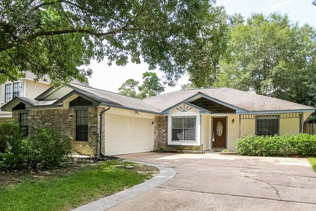 property at 5207 Village Springs Dr