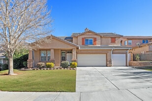 38442 Wakefield Pl in Palmdale, CA - Building Photo
