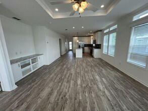 420 Hidden Cove Rd in North Fort Myers, FL - Foto de edificio - Building Photo