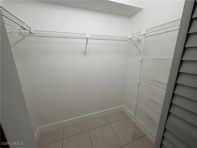 property at 5321 Summerlin Rd